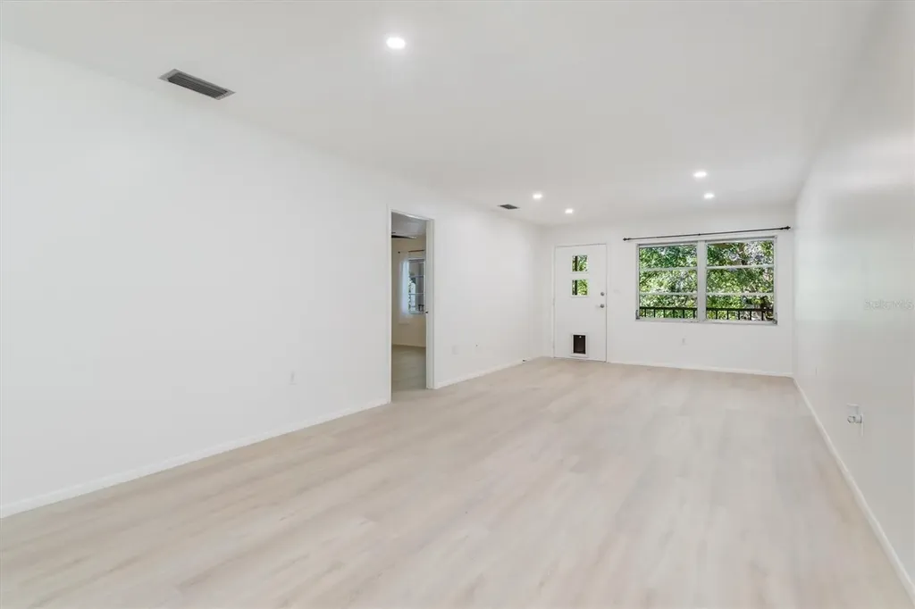 3745 Almeria Avenue Sarasota FL 34239