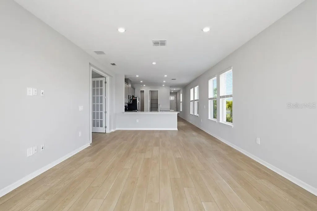 765 Steel Drive Apollo Beach FL 33572