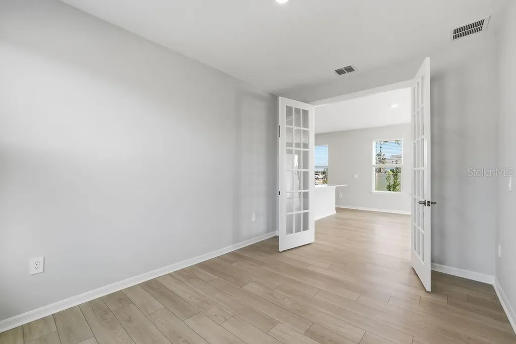 765 Steel Drive Apollo Beach FL 33572