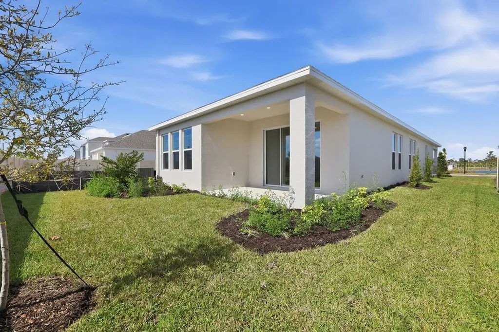 765 Steel Drive Apollo Beach FL 33572