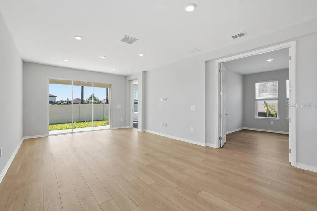 765 Steel Drive Apollo Beach FL 33572