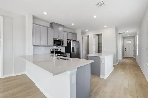 765 Steel Drive Apollo Beach FL 33572