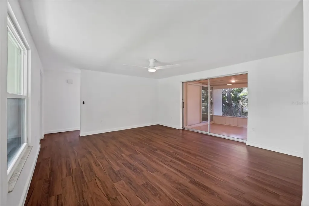 2004 52nd Avenue W Bradenton FL 34207