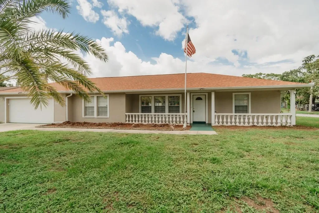 3002 14th Avenue W Bradenton FL 34205