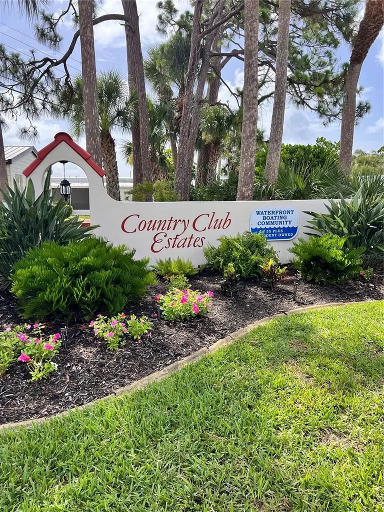 777 N Green Circle Venice FL 34285