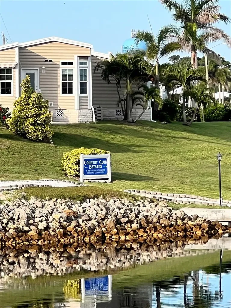 777 N Green Circle Venice FL 34285