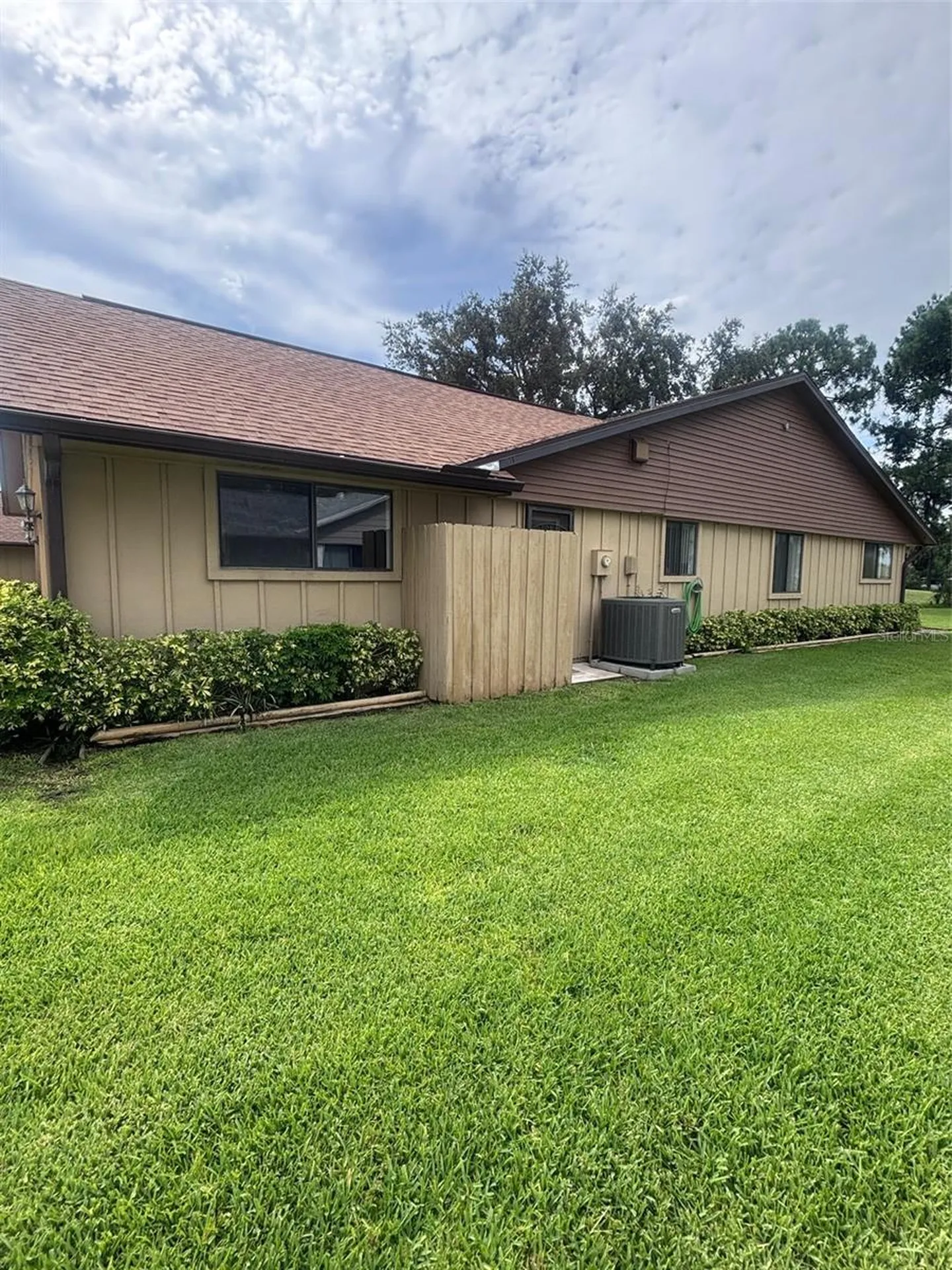 31 Lake Fairgreen Circle New Smyrna Beach FL 32168