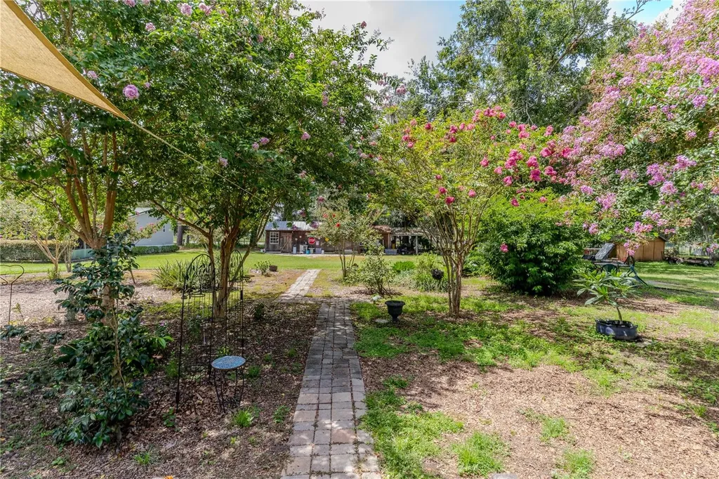 2335 Old Polk City Road Lakeland FL 33809