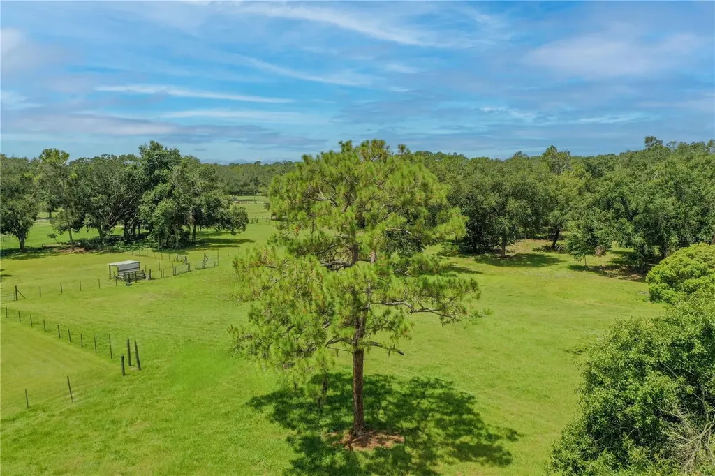 2335 Old Polk City Road Lakeland FL 33809
