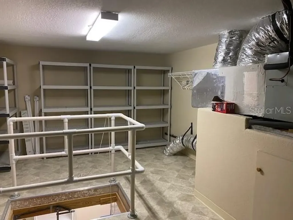 529 Meandering Way Polk City FL 33868