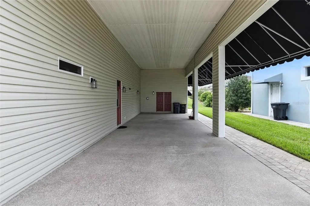 529 Meandering Way Polk City FL 33868