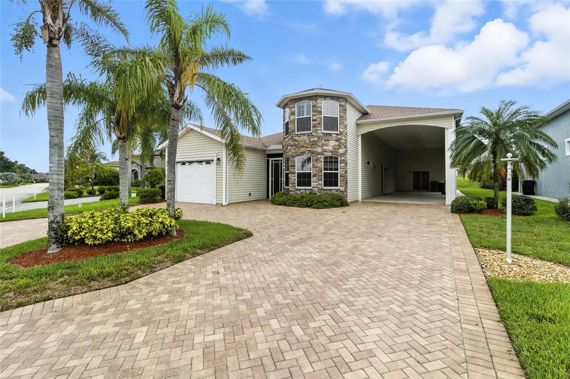 529 Meandering Way Polk City FL 33868