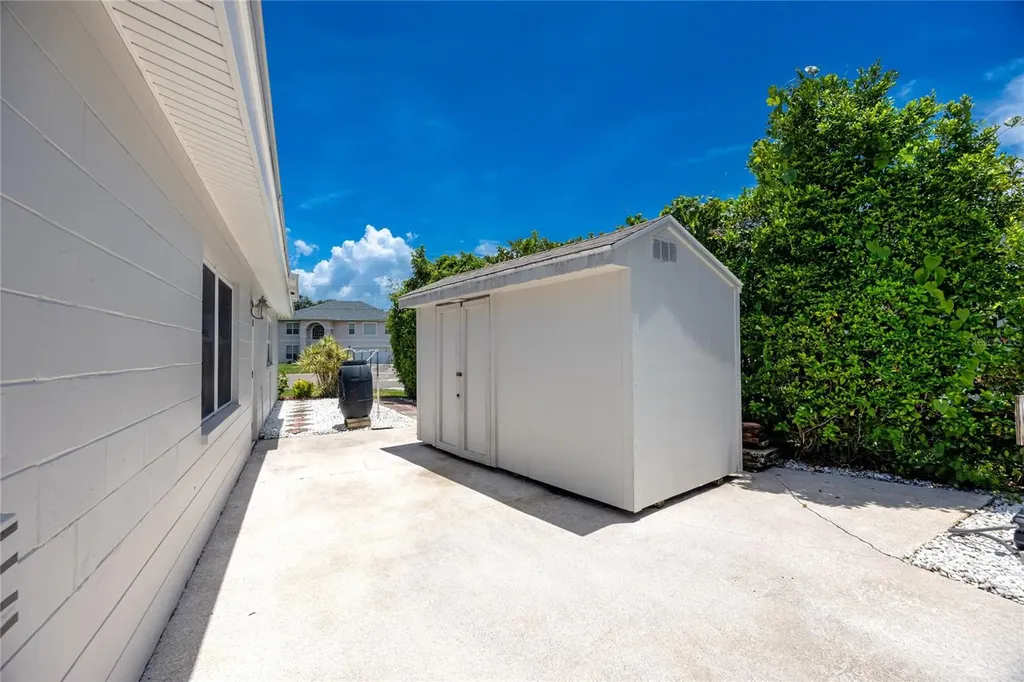 10504 Lacera Drive Tampa FL 33618