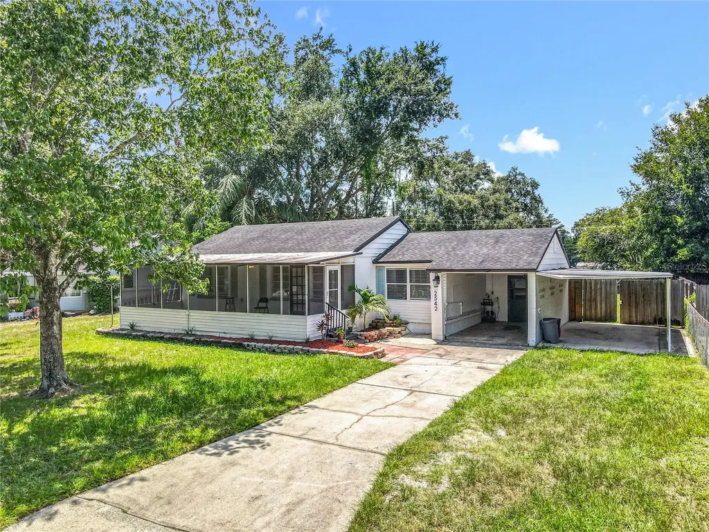 2542 S Palmetto Avenue Sanford FL 32773