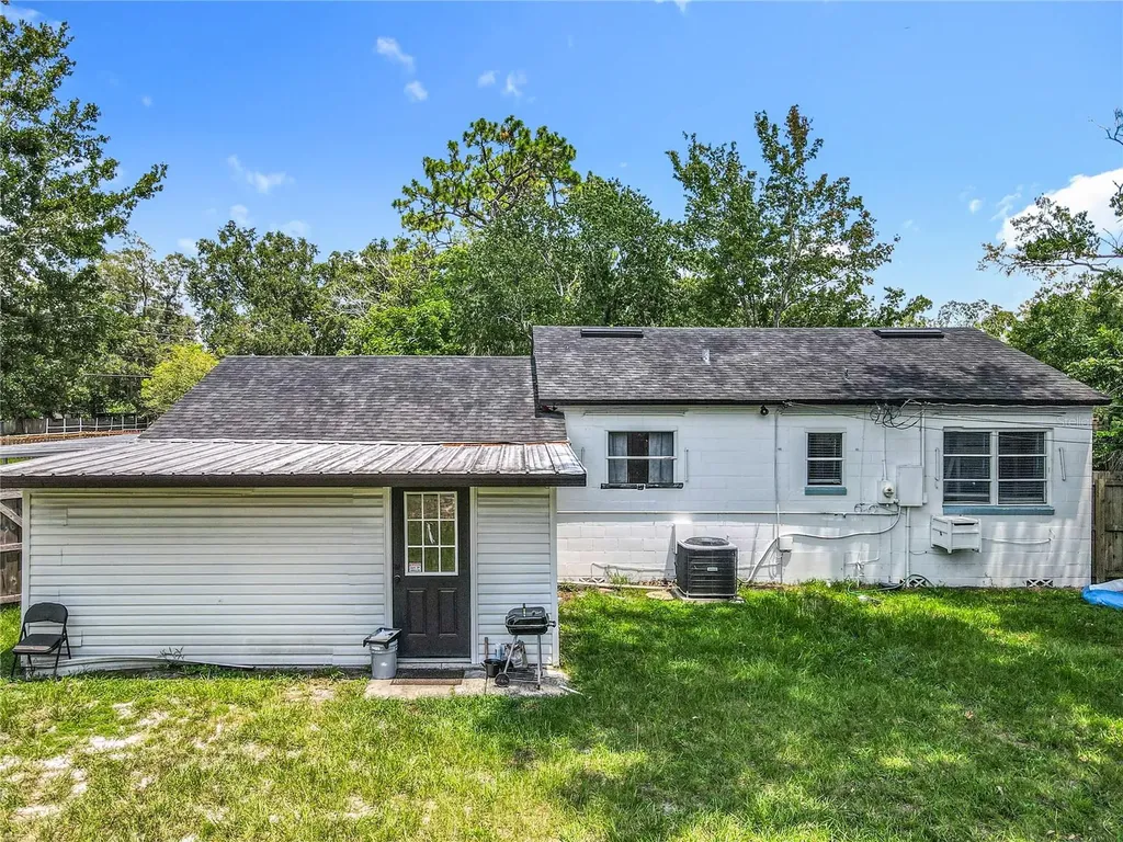 2542 S Palmetto Avenue Sanford FL 32773