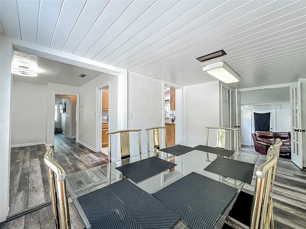2542 S Palmetto Avenue Sanford FL 32773