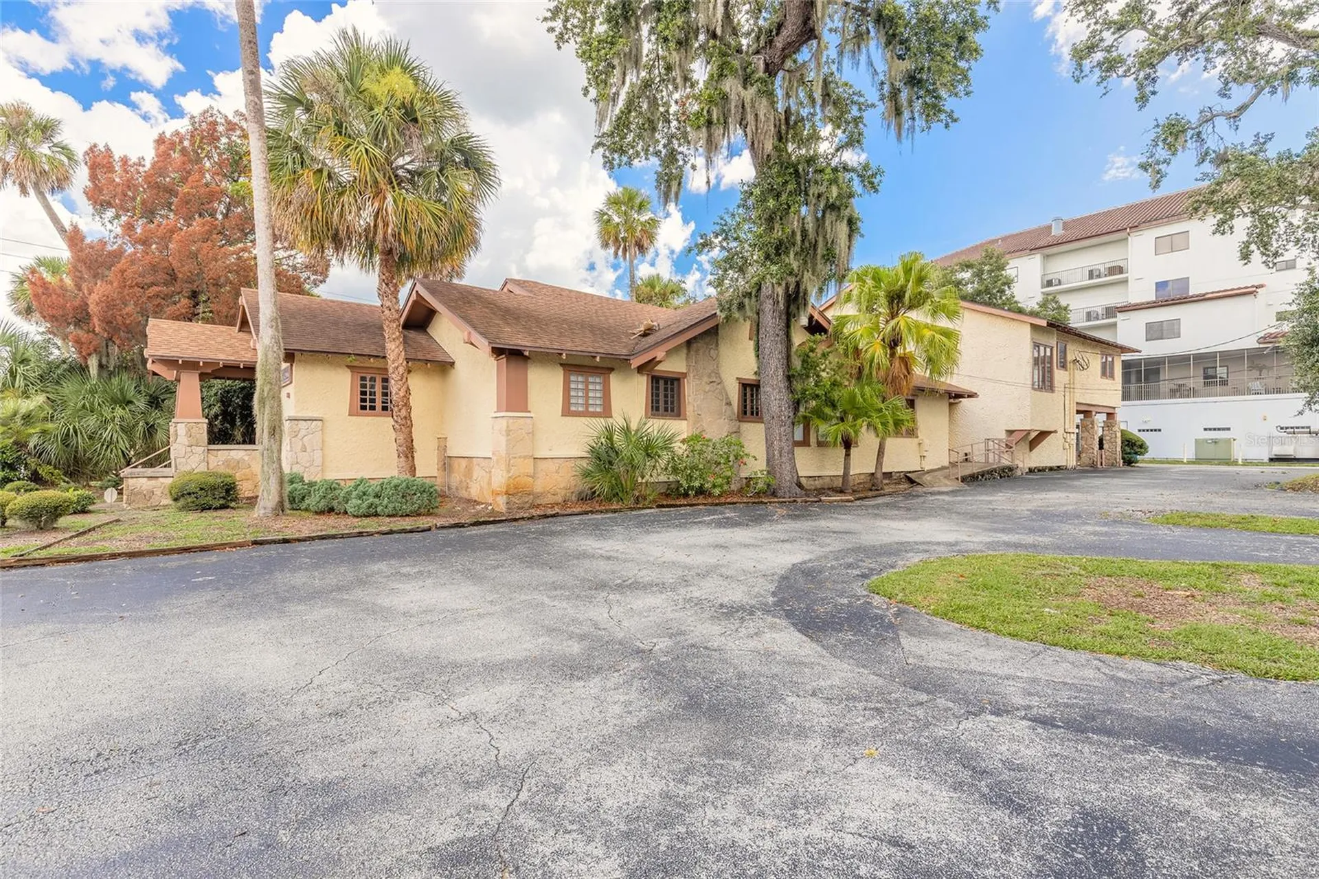 205 Magnolia Street New Smyrna Beach FL 32168