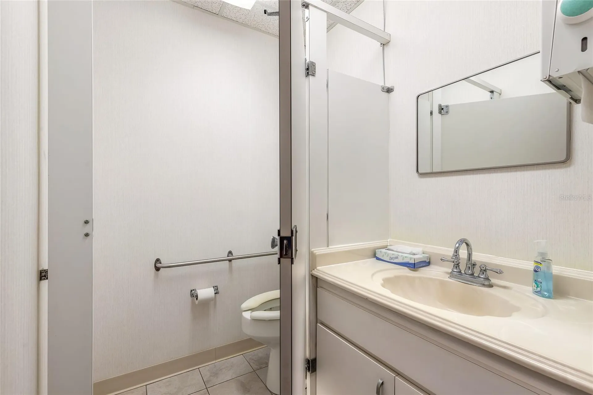 205 Magnolia Street New Smyrna Beach FL 32168