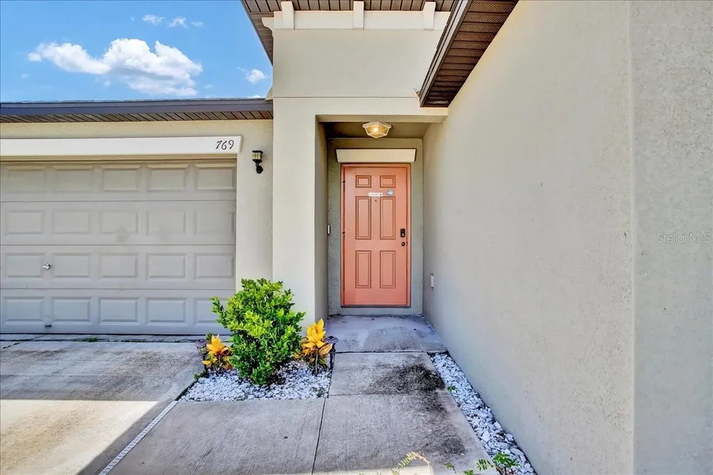 769 Calico Scallop Street Ruskin FL 33570