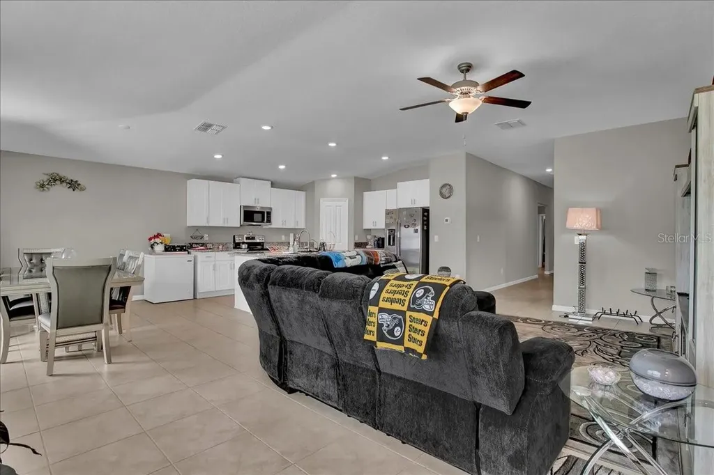 769 Calico Scallop Street Ruskin FL 33570