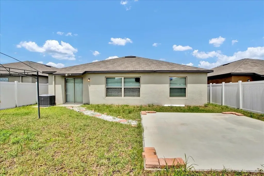 769 Calico Scallop Street Ruskin FL 33570