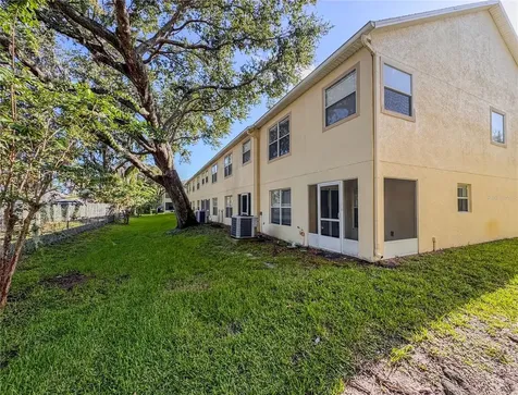 2756 Club Cortile Circle Kissimmee FL 34746