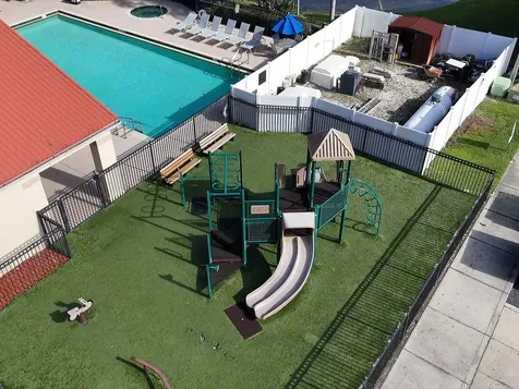 2756 Club Cortile Circle Kissimmee FL 34746