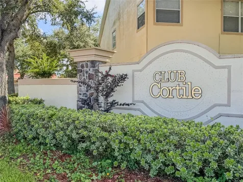 2756 Club Cortile Circle Kissimmee FL 34746