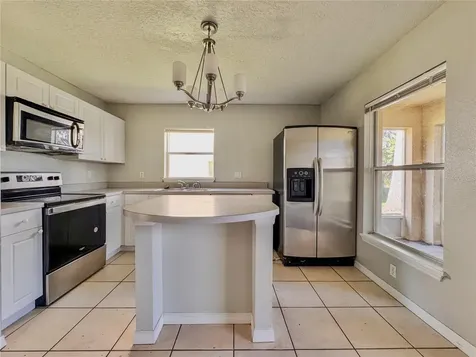 2756 Club Cortile Circle Kissimmee FL 34746