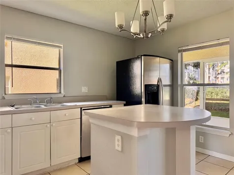 2756 Club Cortile Circle Kissimmee FL 34746
