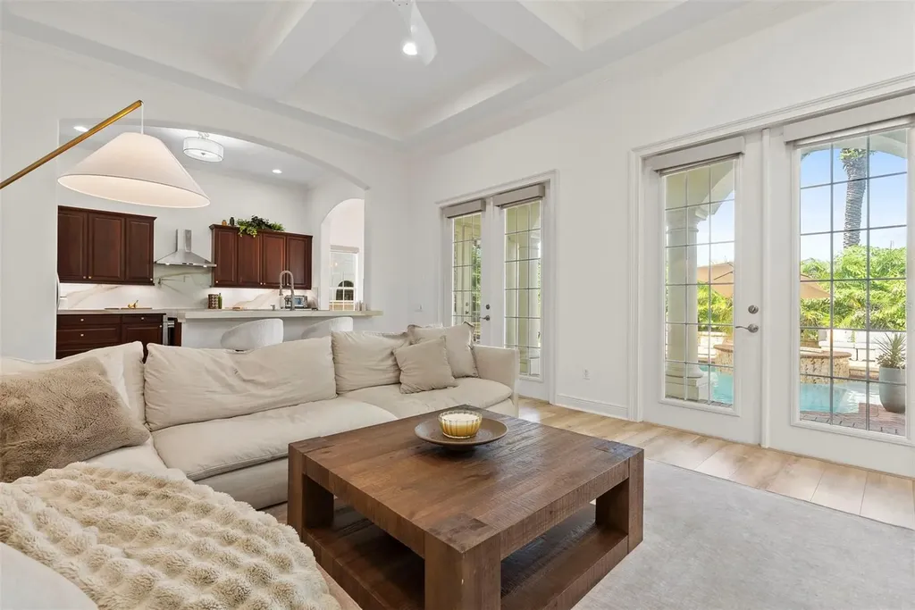 6123 Yeats Manor Drive Tampa FL 33616