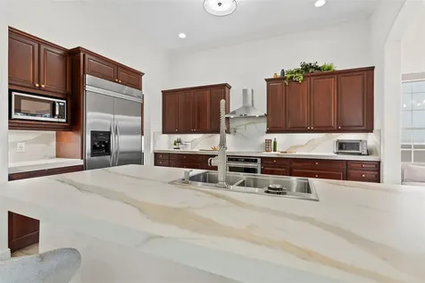 6123 Yeats Manor Drive Tampa FL 33616