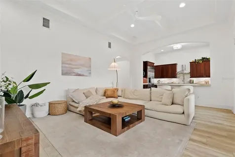 6123 Yeats Manor Drive Tampa FL 33616