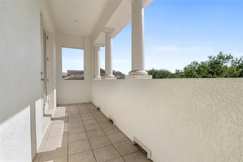 6123 Yeats Manor Drive Tampa FL 33616