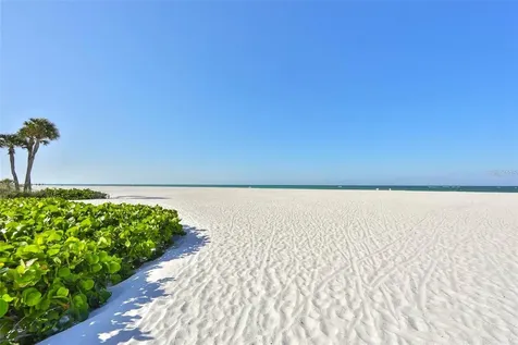 140 95th Avenue Treasure Island FL 33706