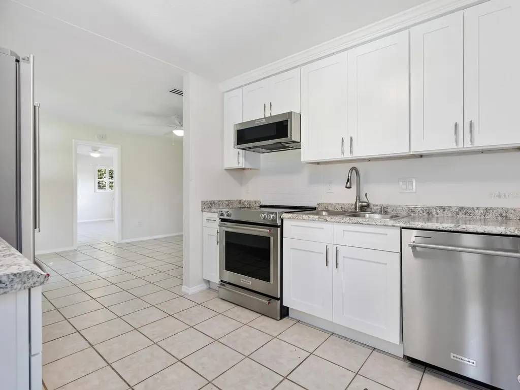 2506 Wilkinson Road Sarasota FL 34231
