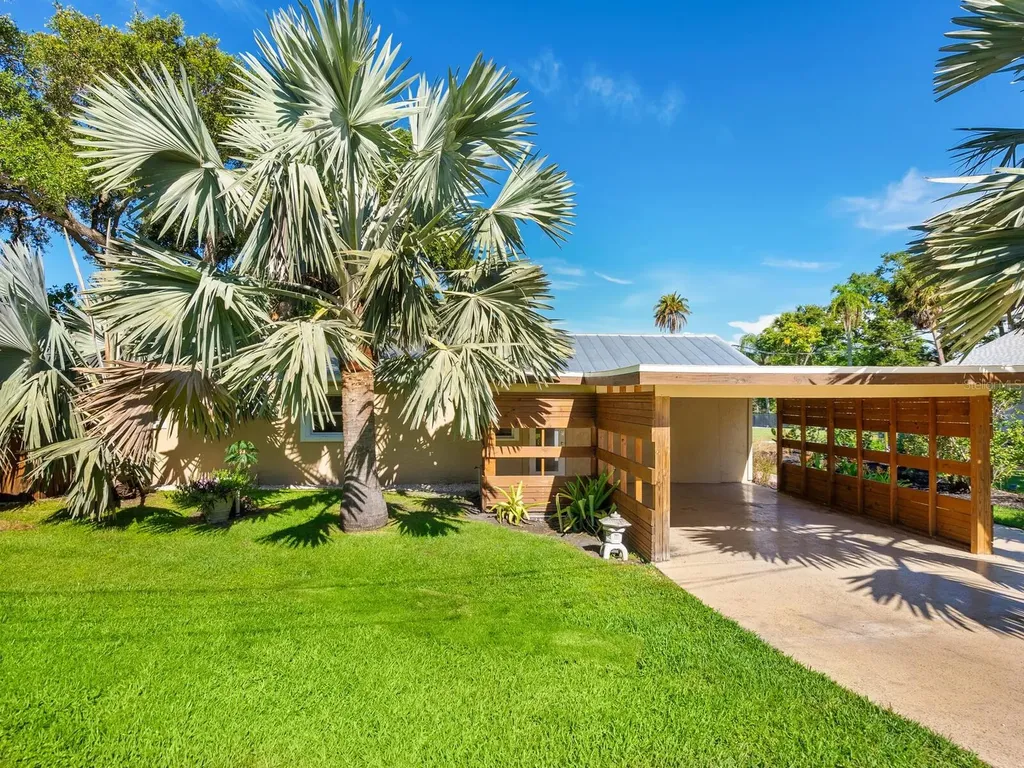 2506 Wilkinson Road Sarasota FL 34231