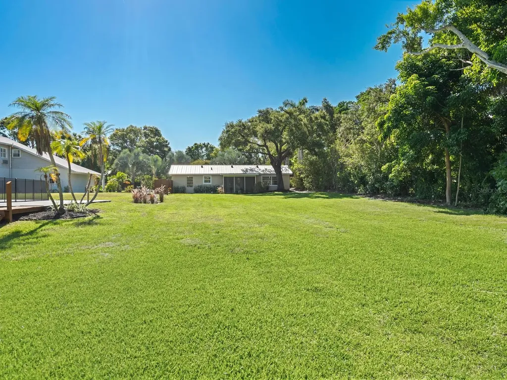 2506 Wilkinson Road Sarasota FL 34231