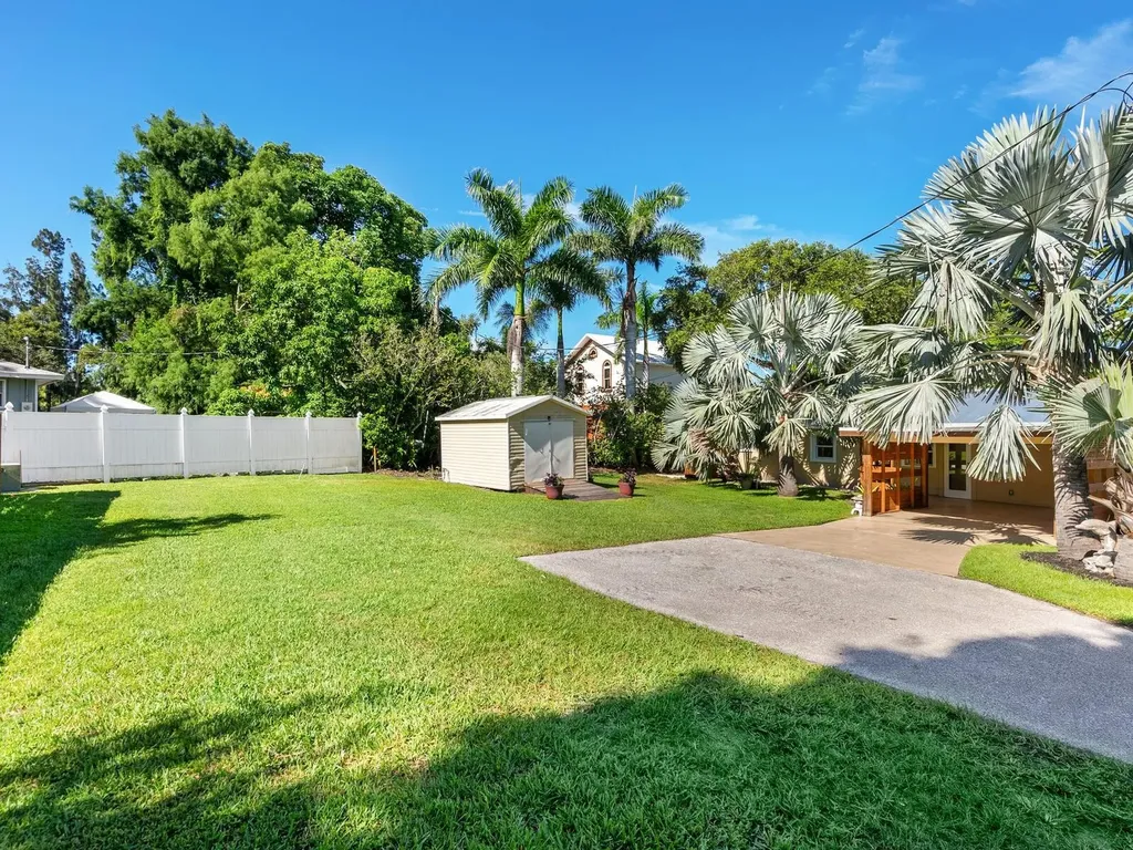 2506 Wilkinson Road Sarasota FL 34231