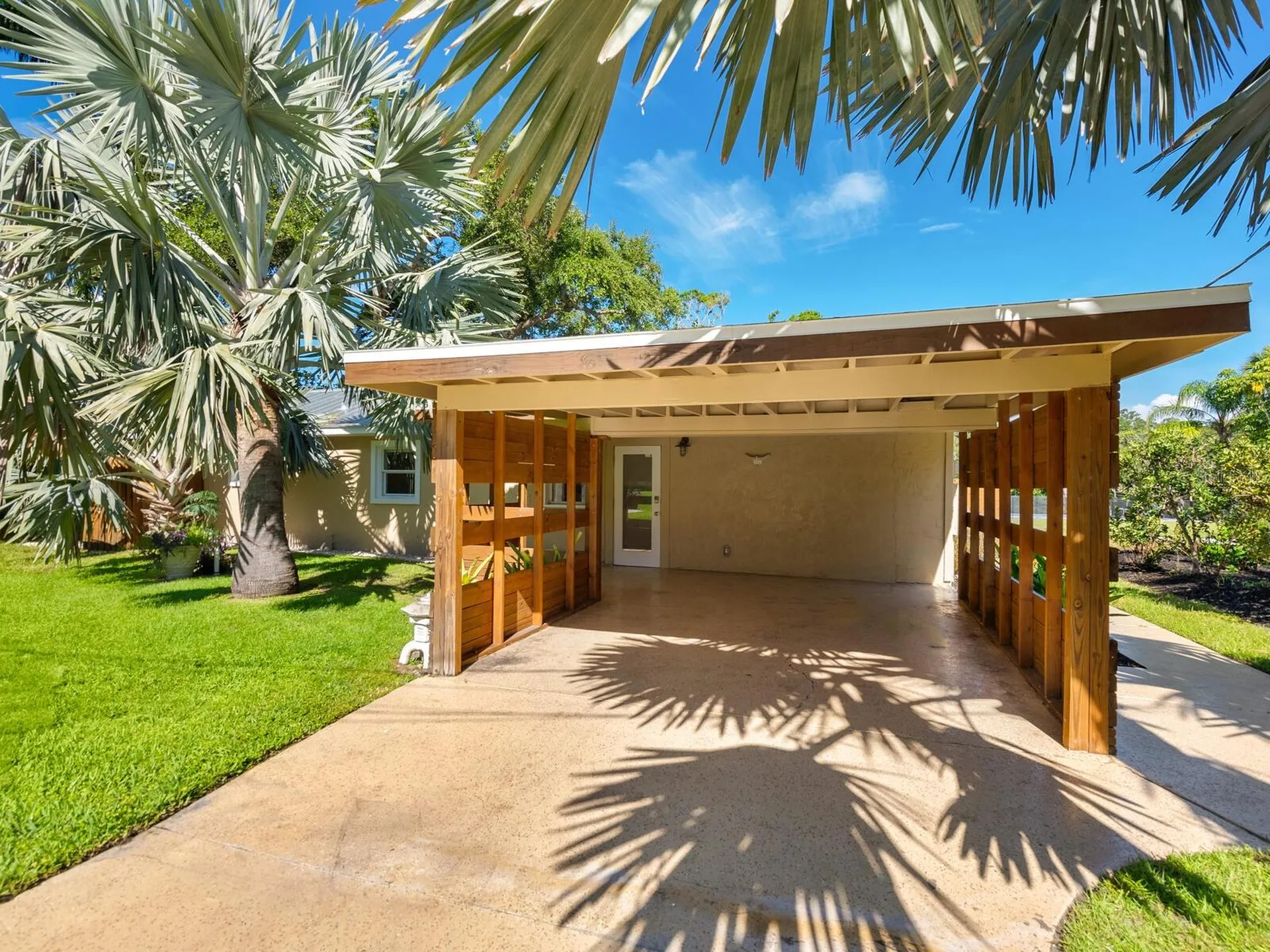 2506 Wilkinson Road Sarasota FL 34231