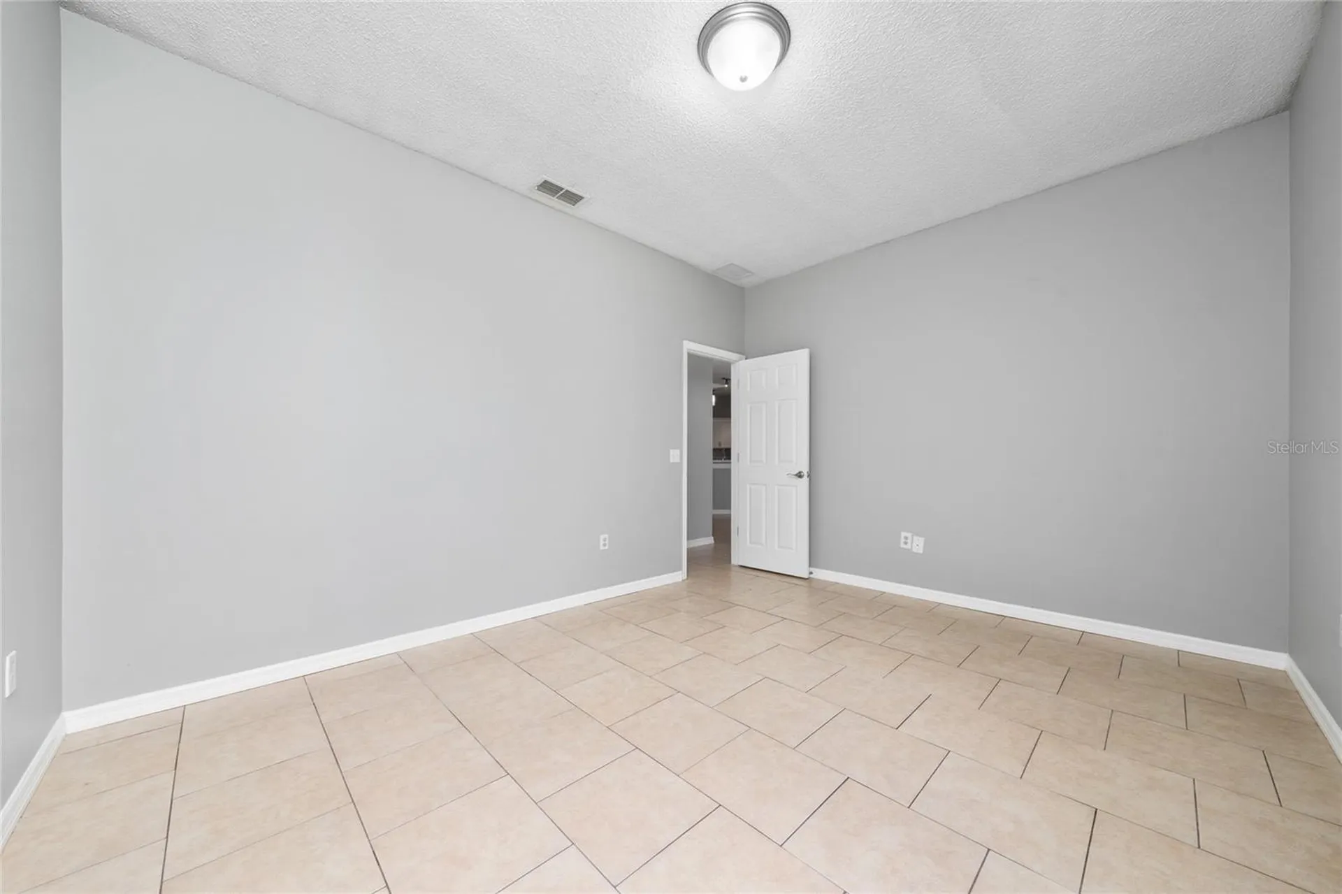 357 Aldershot Court Kissimmee FL 34758