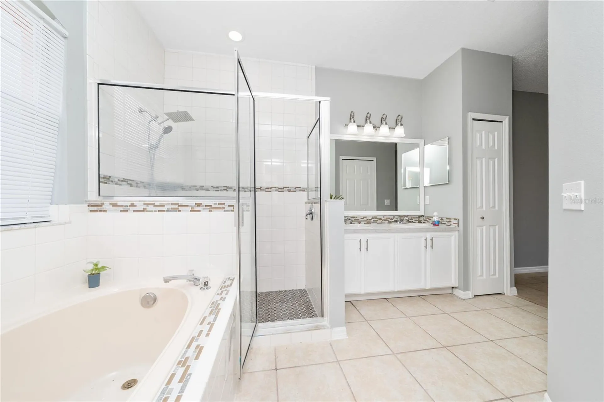 357 Aldershot Court Kissimmee FL 34758
