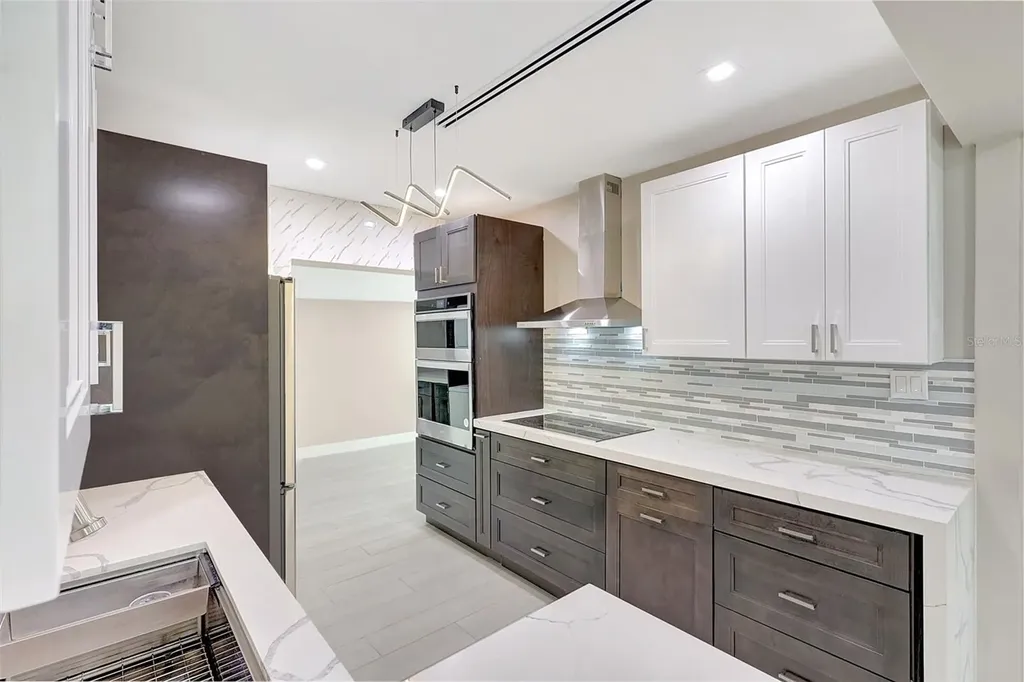3234 Restful Lane Sarasota FL 34231