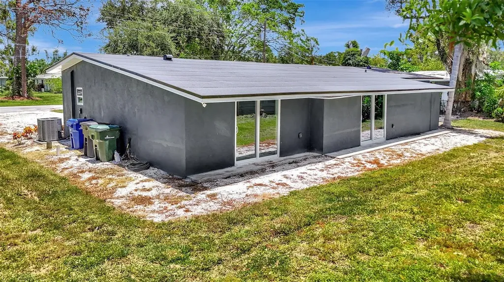3234 Restful Lane Sarasota FL 34231