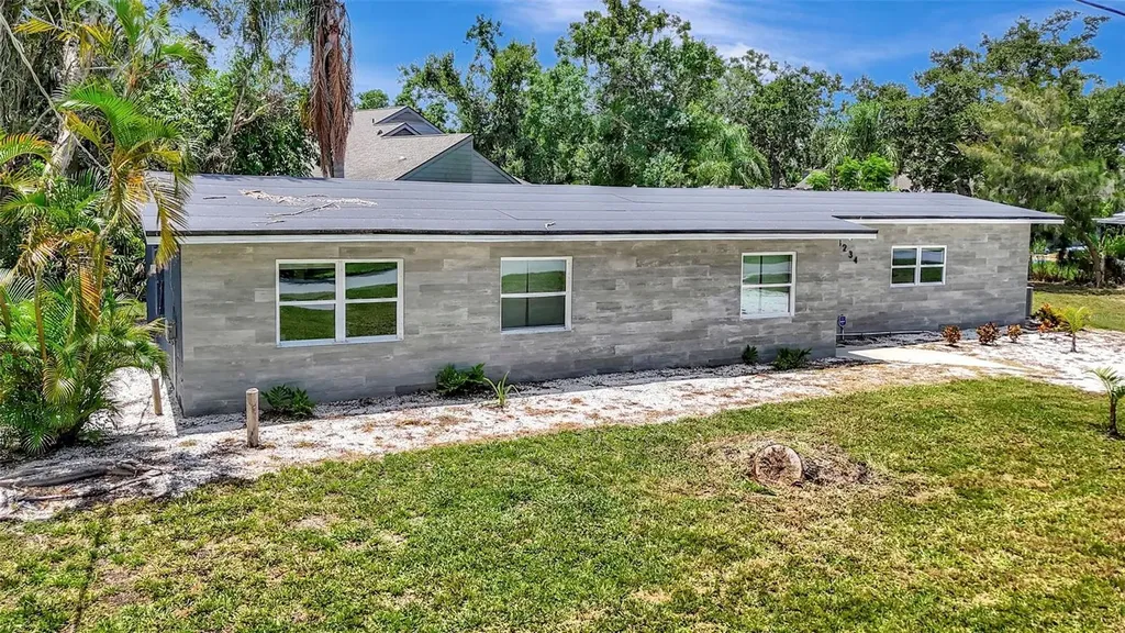 3234 Restful Lane Sarasota FL 34231
