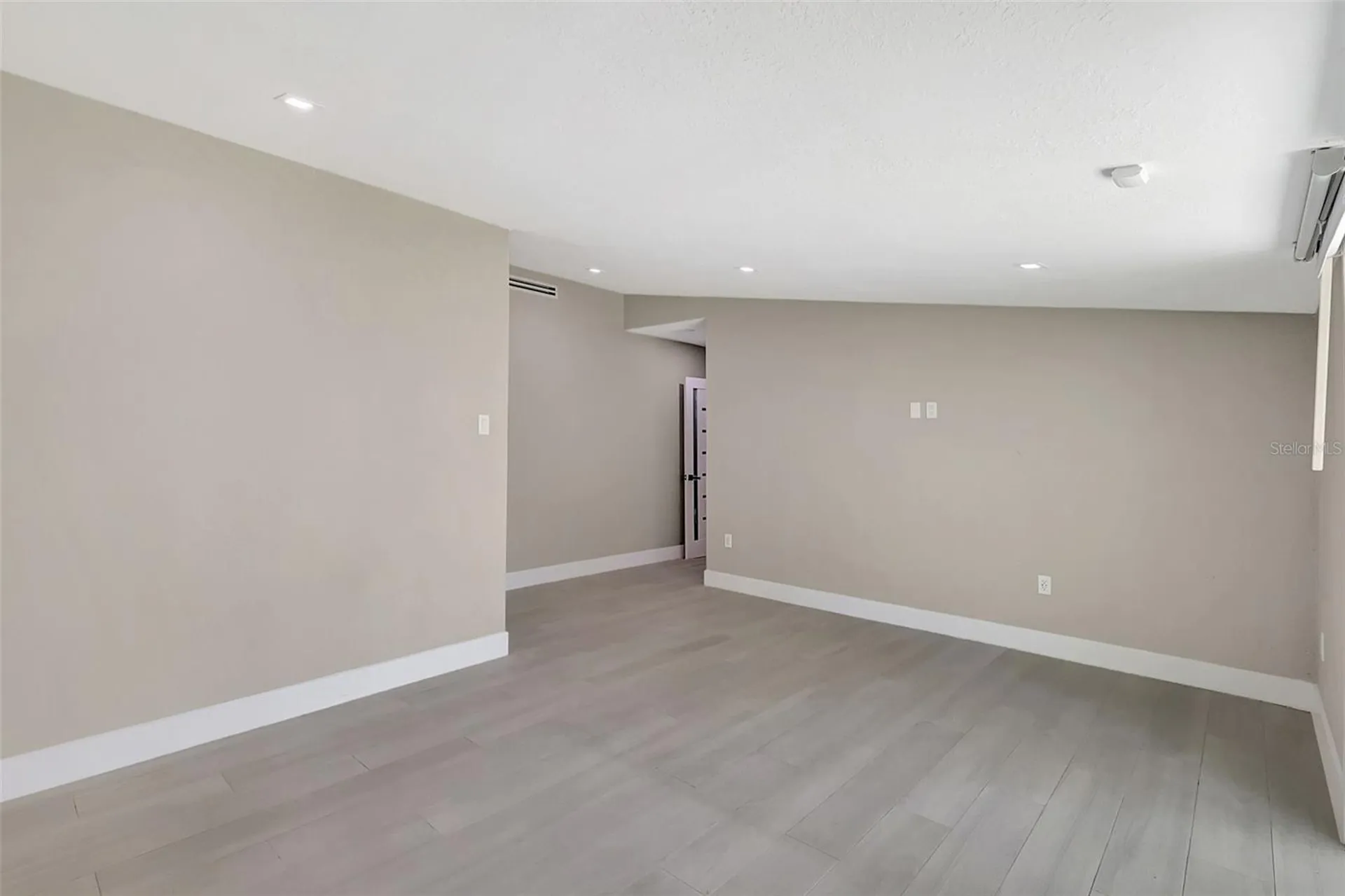 3234 Restful Lane Sarasota FL 34231