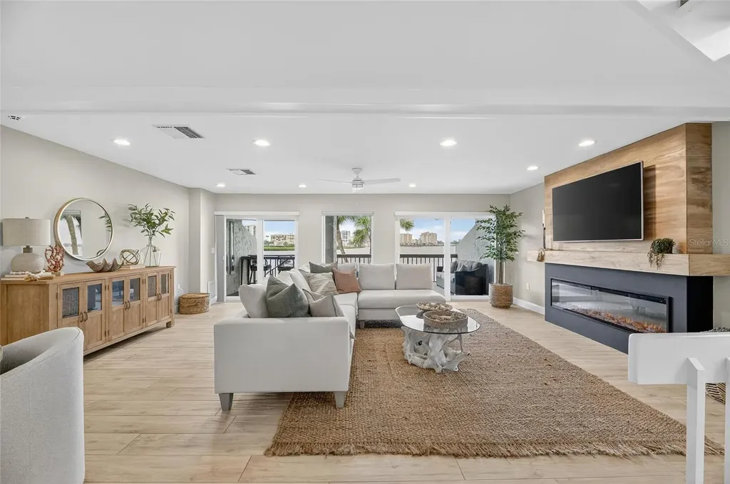 160 Marina Del Rey Court Clearwater Beach FL 33767