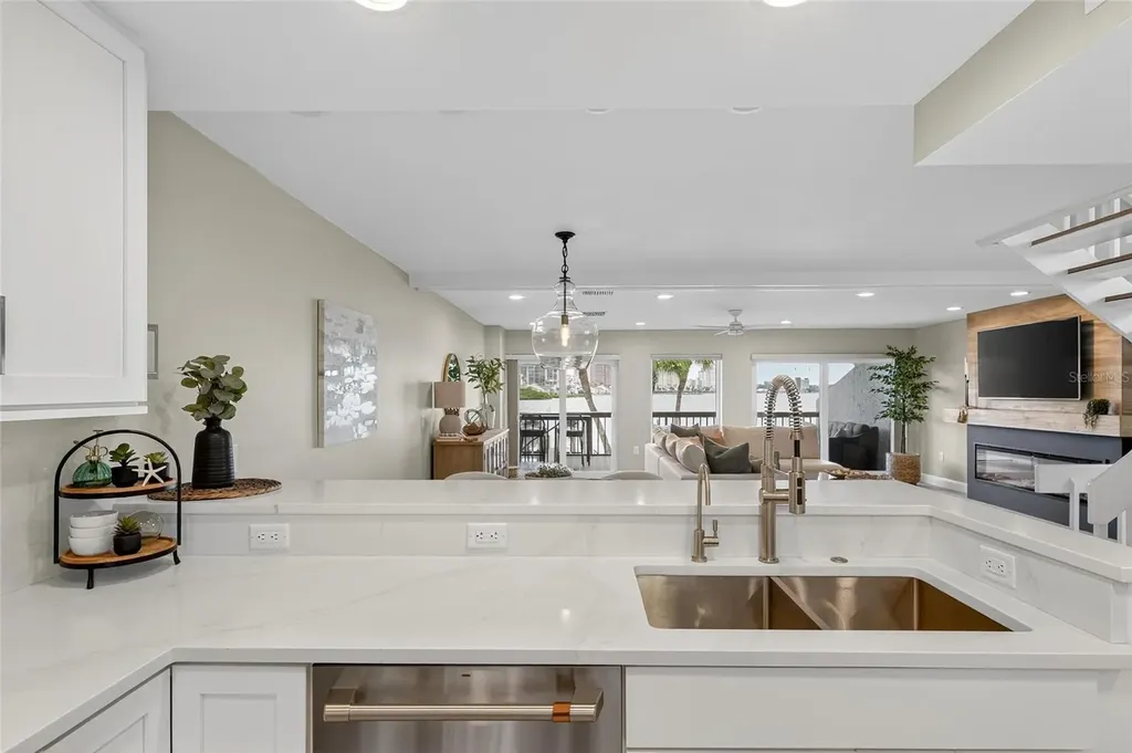 160 Marina Del Rey Court Clearwater Beach FL 33767