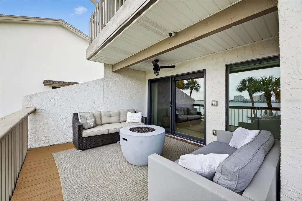 160 Marina Del Rey Court Clearwater Beach FL 33767