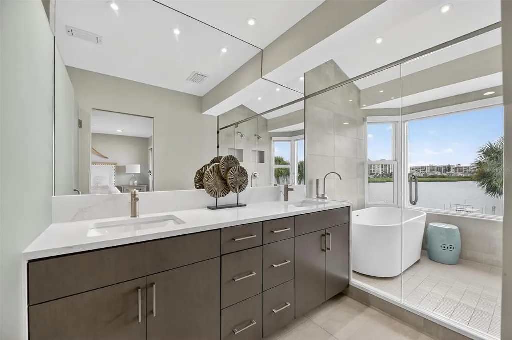 160 Marina Del Rey Court Clearwater Beach FL 33767